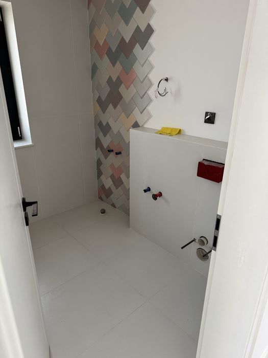 Casa + garaj si beci de vanzare in Curtea de Arges - strada Valea Danului