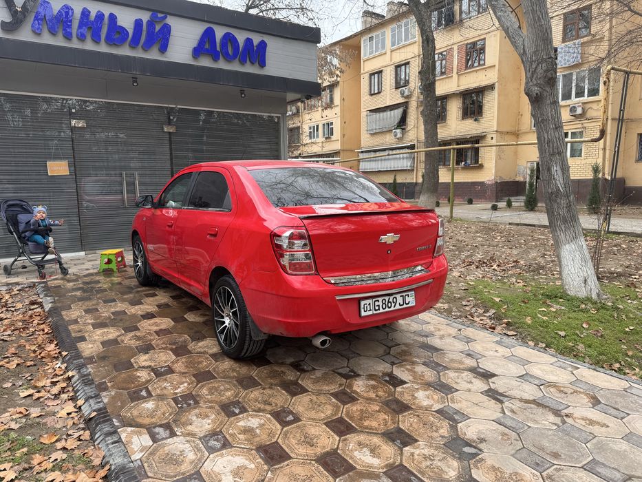 Cobalt красный 164 000 км