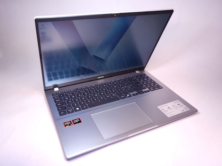 Asus Vivobook 16 M1607KA AMD Ryzen AI 5 330 2Ghz SSD | #D95396