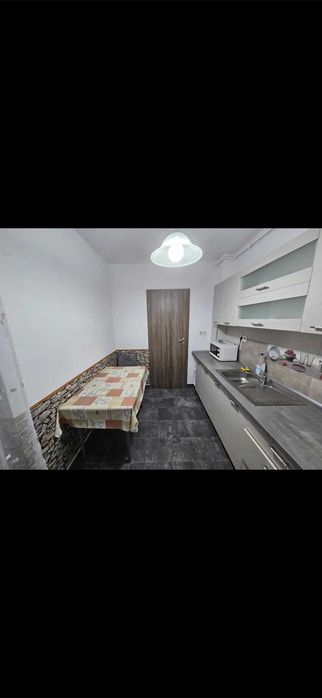 apartament de inchiriat
