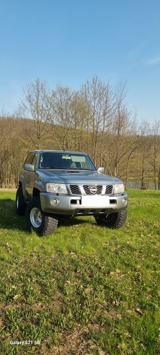 Vanzare Nissan Patrol Y61