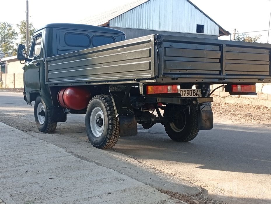 Uaz sotiladi yili 1991