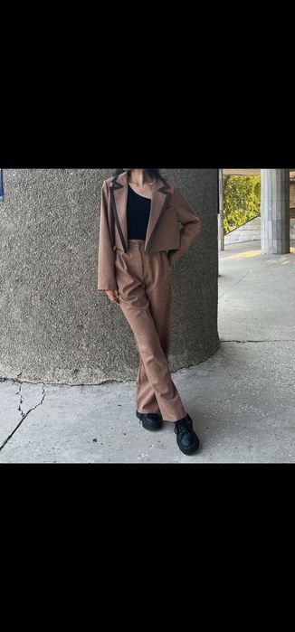 Двойка: брюки + пиджак