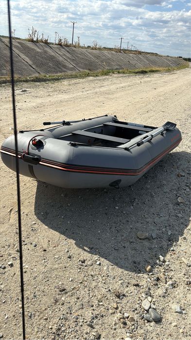 Barca Kolibri 330 Motor Suzuki df6