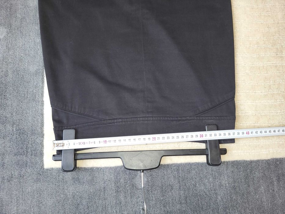 Fusta simpla, material catifelat placut la atingere, mar 38 (S/M)