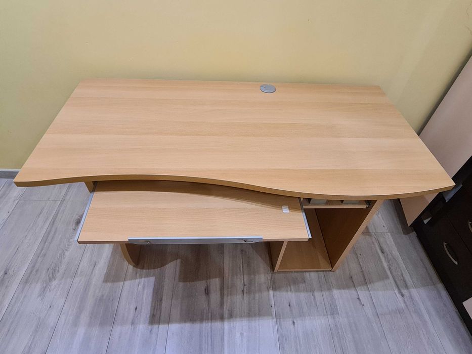 письменный стол продается