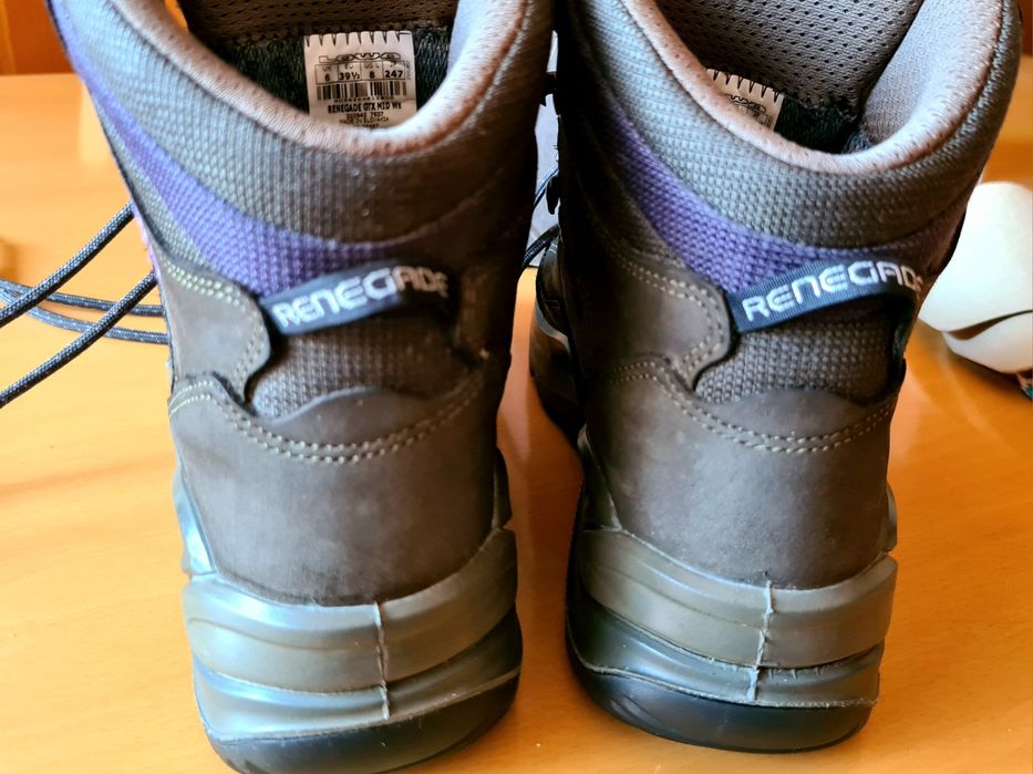 Туристически обувки LOWA RENEGADE GTX MID Ws