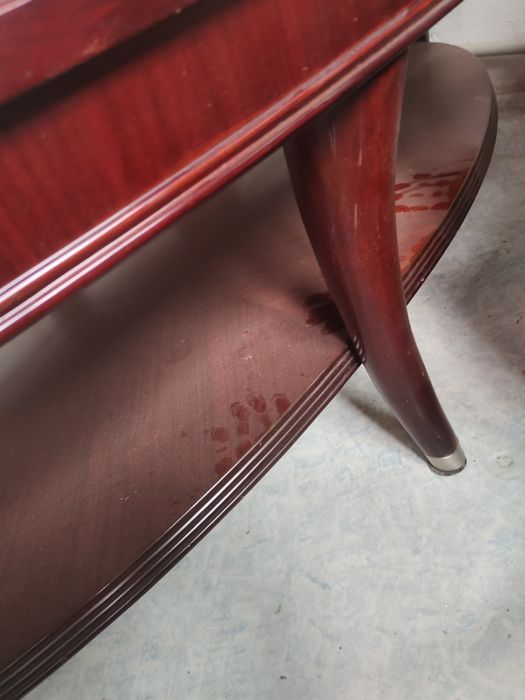 Дубовый журнальный стол