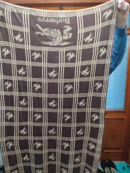 оригинален винтидж шал burberrys