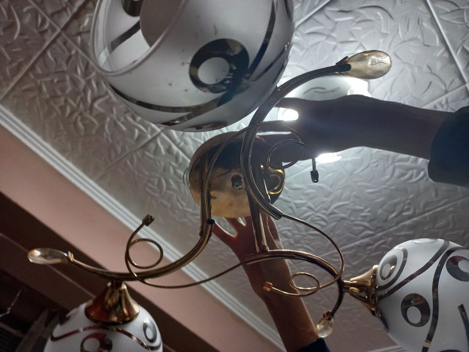 Полилей за хол тройка