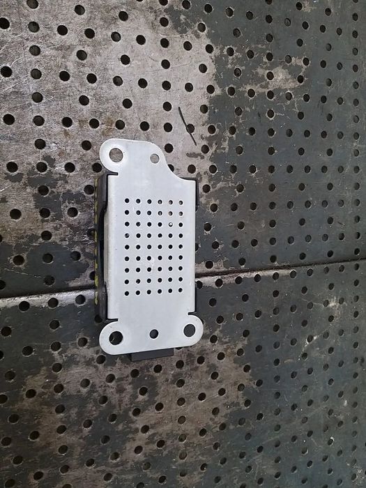 Amplificator antena radio vw golf 6 5k 5m0035570b