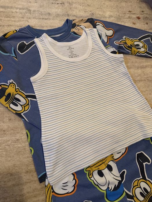 Pijamale Disney 3-4 ani + cadou maieu chicco