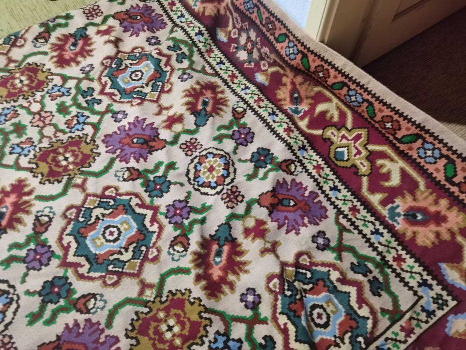 Уникален ръчно тъкан котленски килим-1970 година