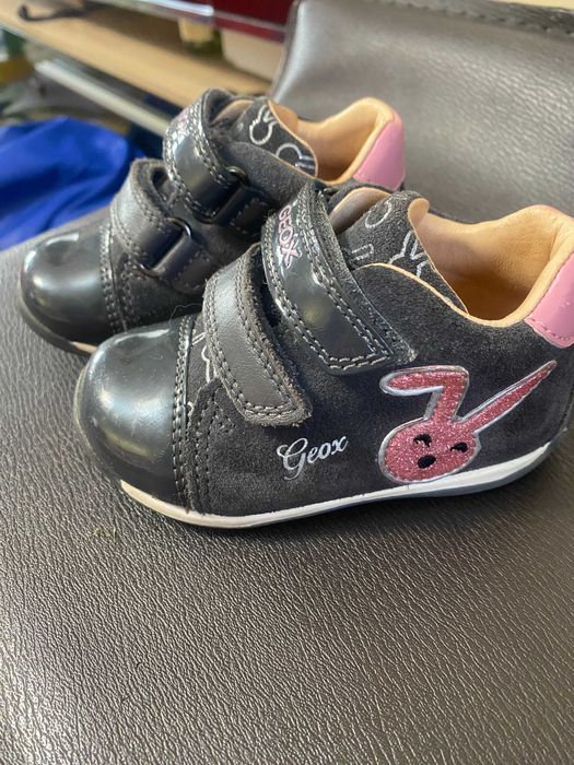 Pantofi adidasi cu scai marime 20 copii iepuras din piele