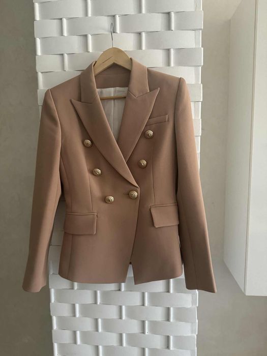 Дамски елегантни сака