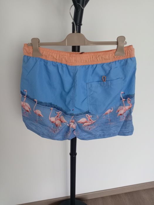 Vând pantaloni plaja piscina sau alte activități