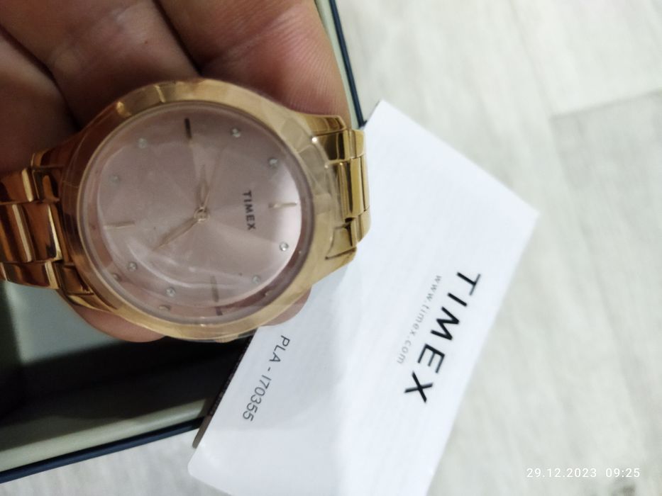 Часы женские TIMEX новые