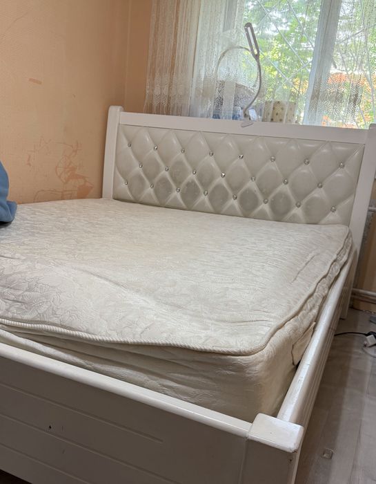 Продам 2-спальную кровать б/у