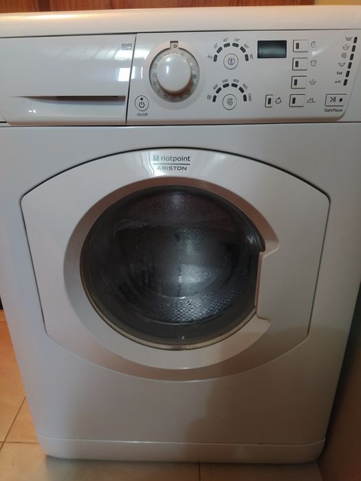 Пералня Ariston пералня