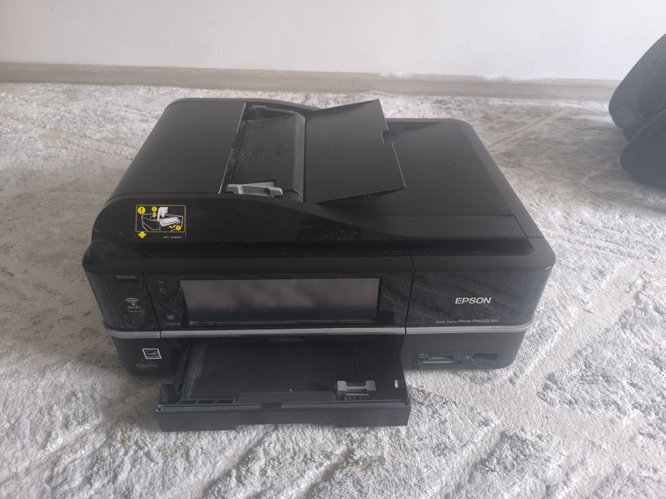 Продам свой принтер EPSON PX820