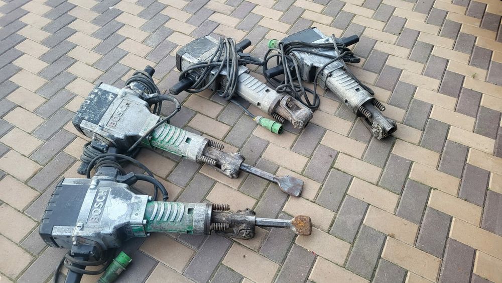 Demolatoare profesionale Bosch GSH 27