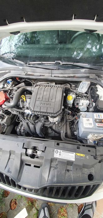 Шкода фабиа 1,1 бензин газ заводска.