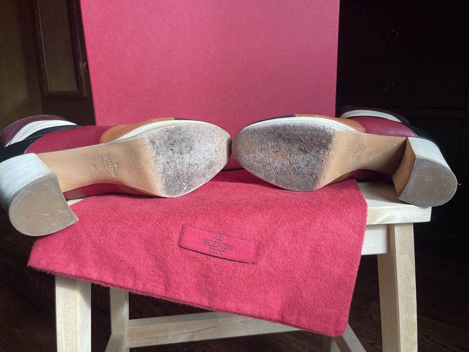 Valentino боти на висок ток