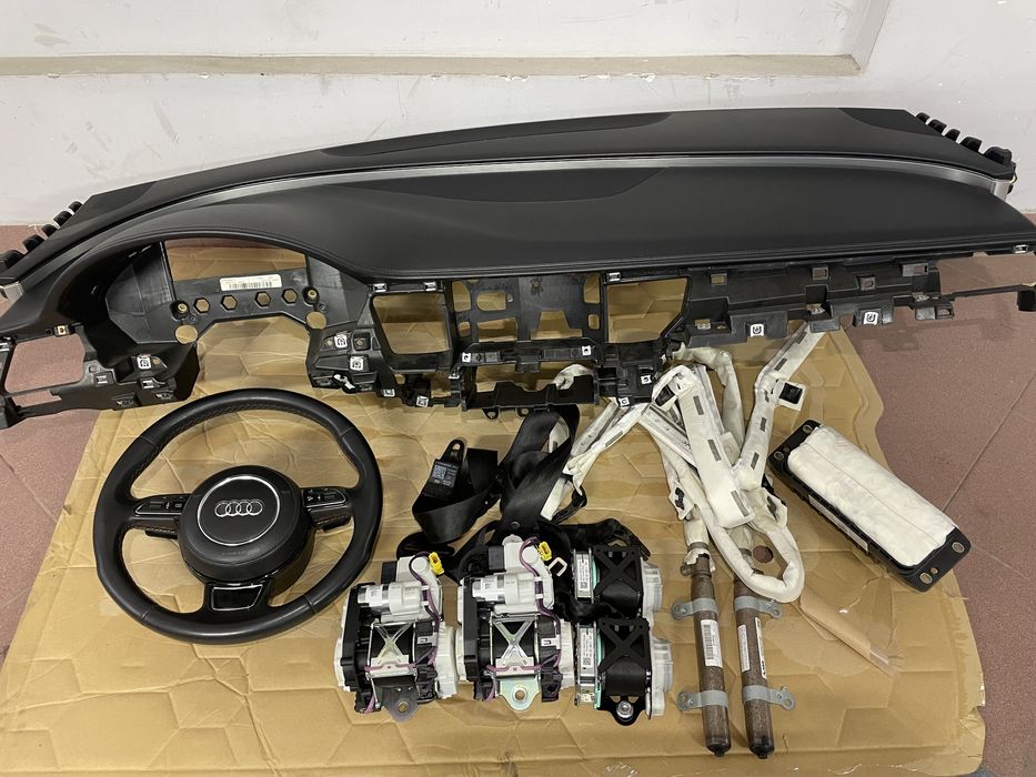 Volan piele trei spite Audi S8 , A8, plansa bord airbaguri centuri