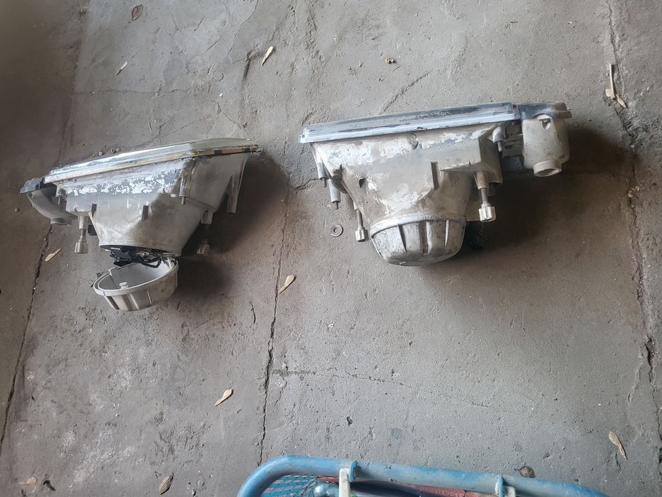 Продам фары ваз не треснуты