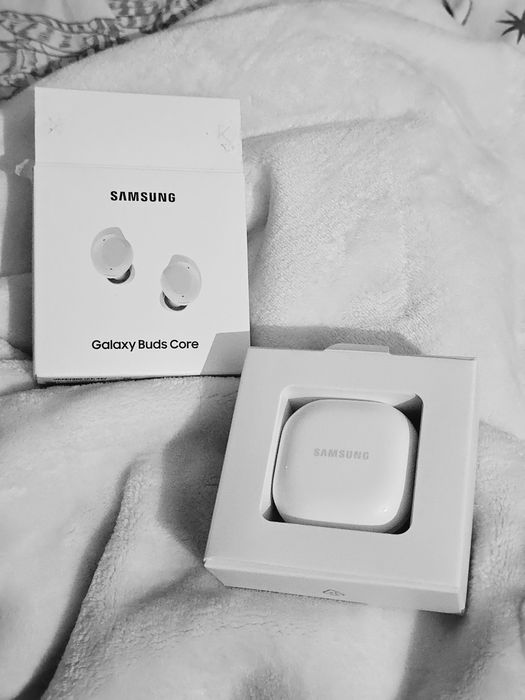 Наушники Samsung Buds Core