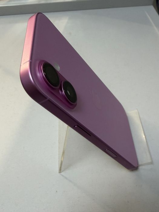 Iphone 16 Pink 128GB 100 % 2 цикъла