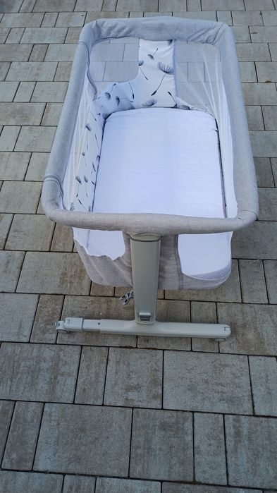 Pătuț Co-sleeping Lionelo – Reglabil, Funcție Legănare, Stare Excelentă