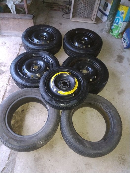 Vind jante Logan  și o janta slim