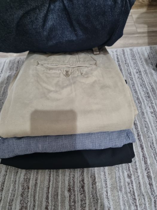 Vand lot 5 pantaloni Tommy Hilfiger