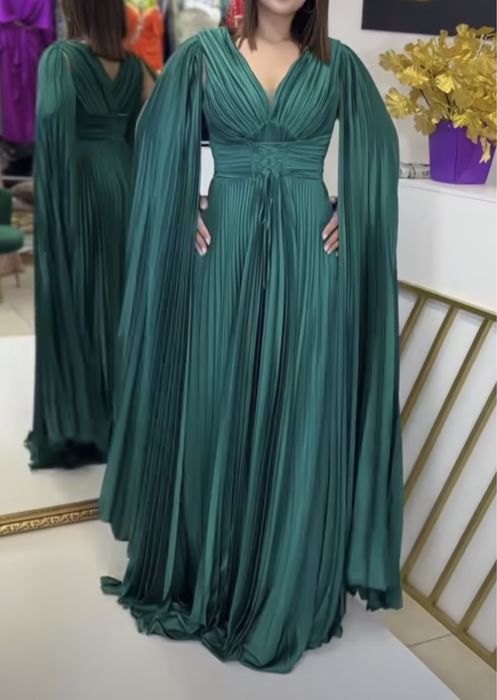 Продам шикарное платье