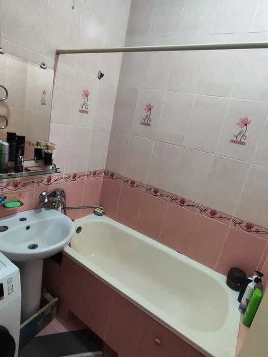 Продается квартира 2/3/4 на Юнусабаде