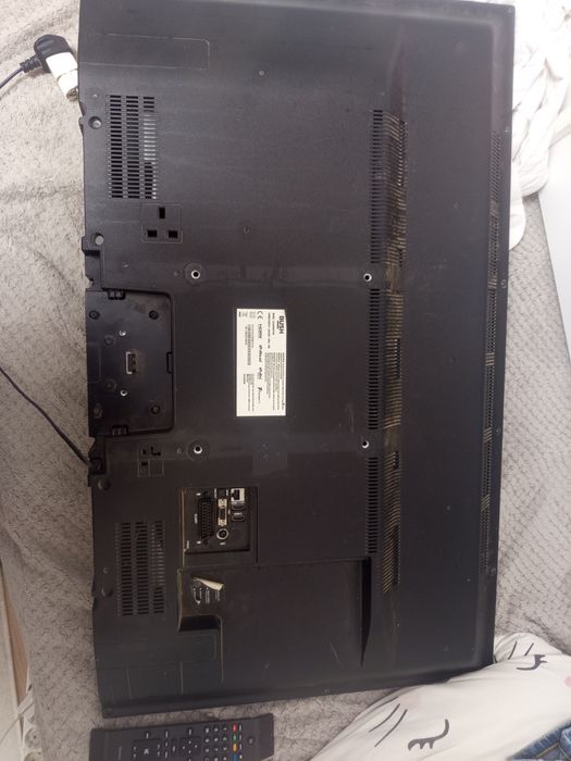 Vând tv Smart Bush 40 inch un 1 metru
