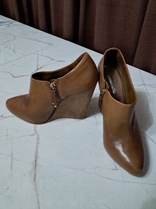 Брендтік киімдер және аяқ киімдер сатылады!!