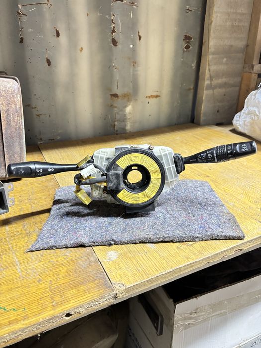 Запчасти Mitsubishi Montero 2002год