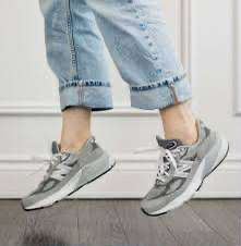 New Balance 990 v6