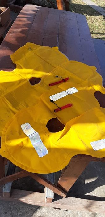 Veste de salvare noi