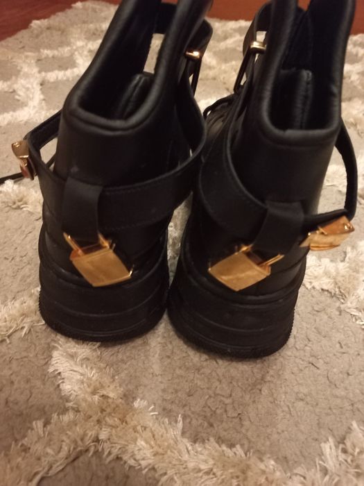 Дамски боти номер 40