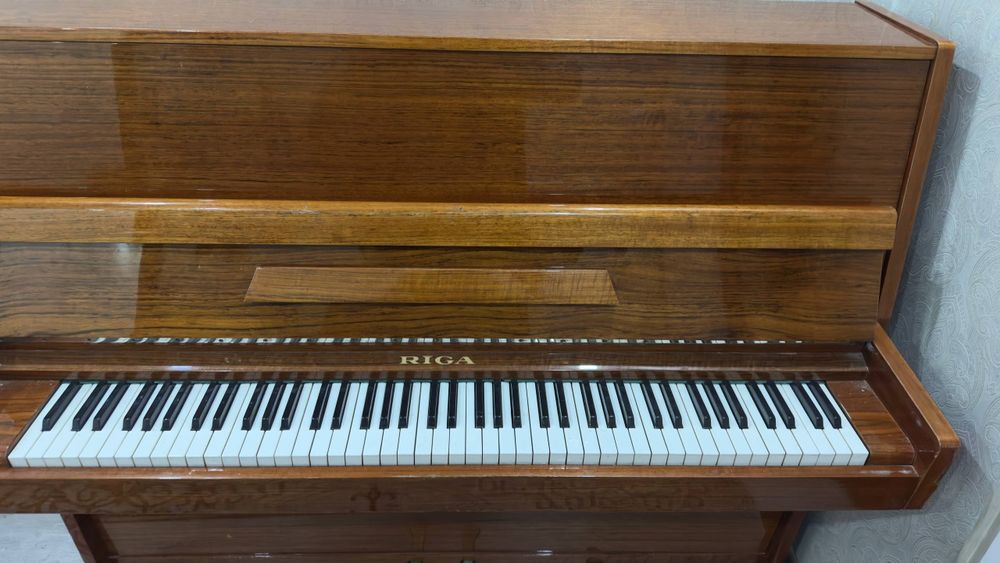 Пианино Холат яхши