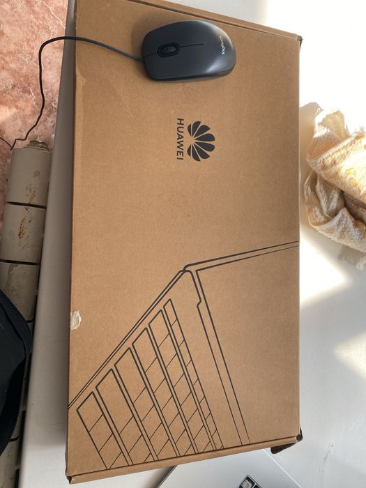 Ноутбук HUAWEI сост идеал
