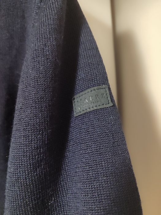 Maerz Muenchen 100%Virgin Wool