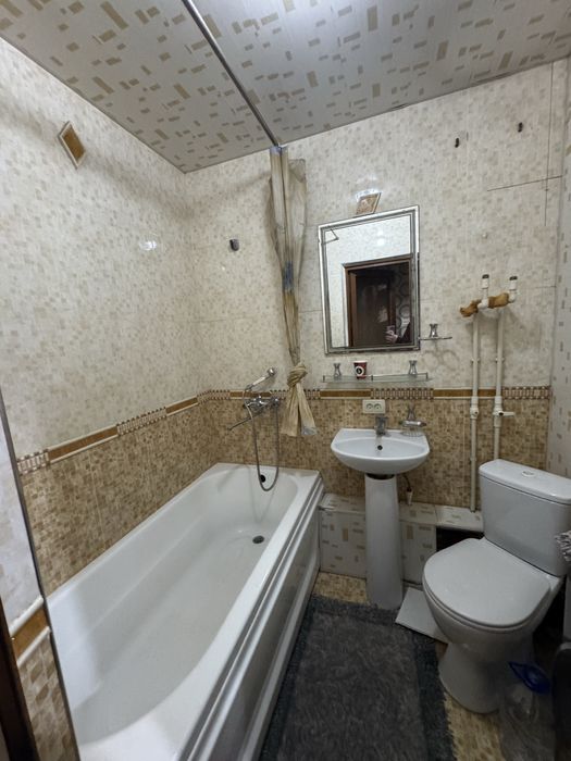 Срочно 3 хона 2 этаж Согдиана Париж