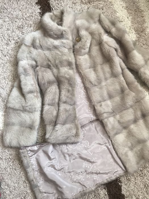 Продается норковая шуба