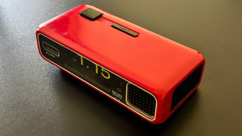 Оригинален  SEIKO флип будилник от 70-тте в Space Age/Pop Design стил