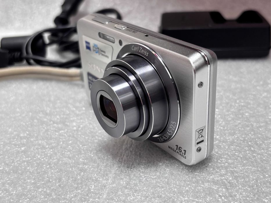 Цифров Фотоапарат Sony Cyber-shot DSC-W630