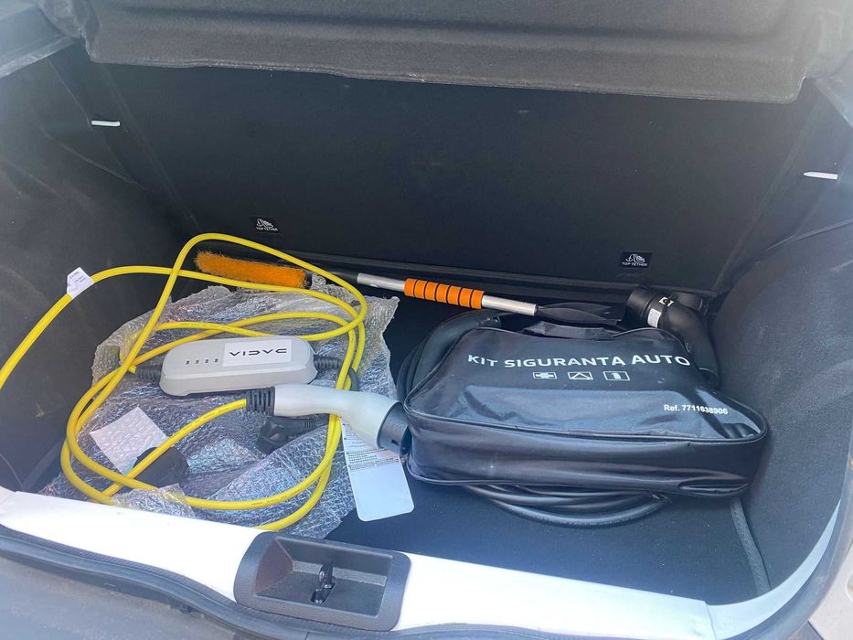 DACIA SPRING 2023 8300 EURO BUDEASA MARE OLX RO visual data 6